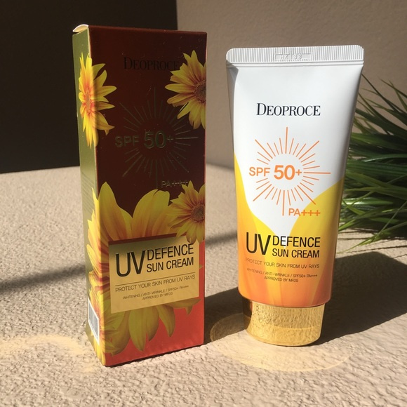 Крем солнцезащитный для лица и тела DEOPROCE UV DEFENCE SUN PROTECTOR SPF50+ PA+++ 70g - фото2