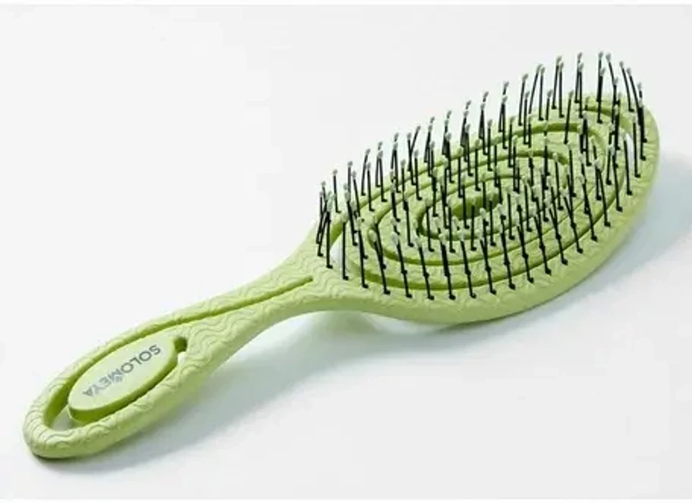 Расческа для волос подвижная SOLOMEYA Detangling bio hair brush Green Зеленая - фото3