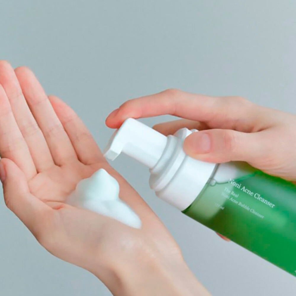 Кислородная пенка с экстрактом нони CELIMAX The Real Noni Acne Bubble Cleanser 155мл - фото2