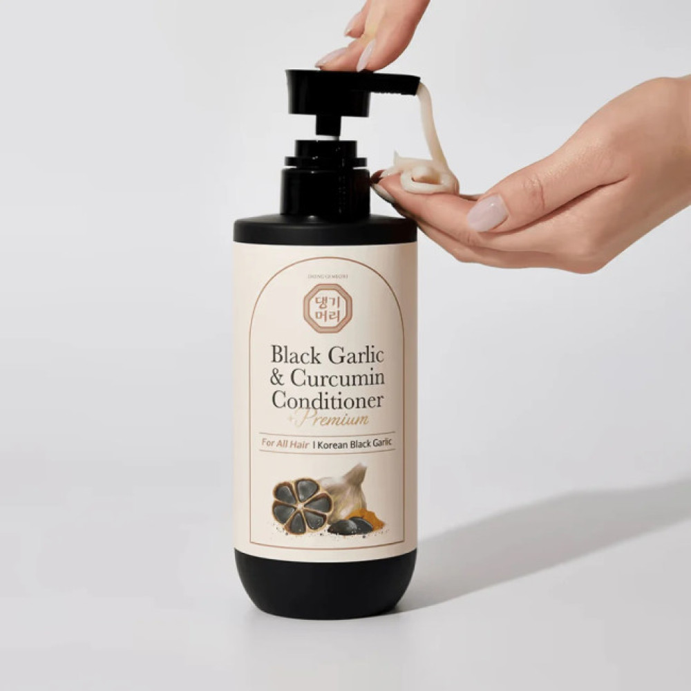 Кондиционер для волос DAENG GI MEO RI premium Black Garlic&curcumin Conditioner 500ml - фото2